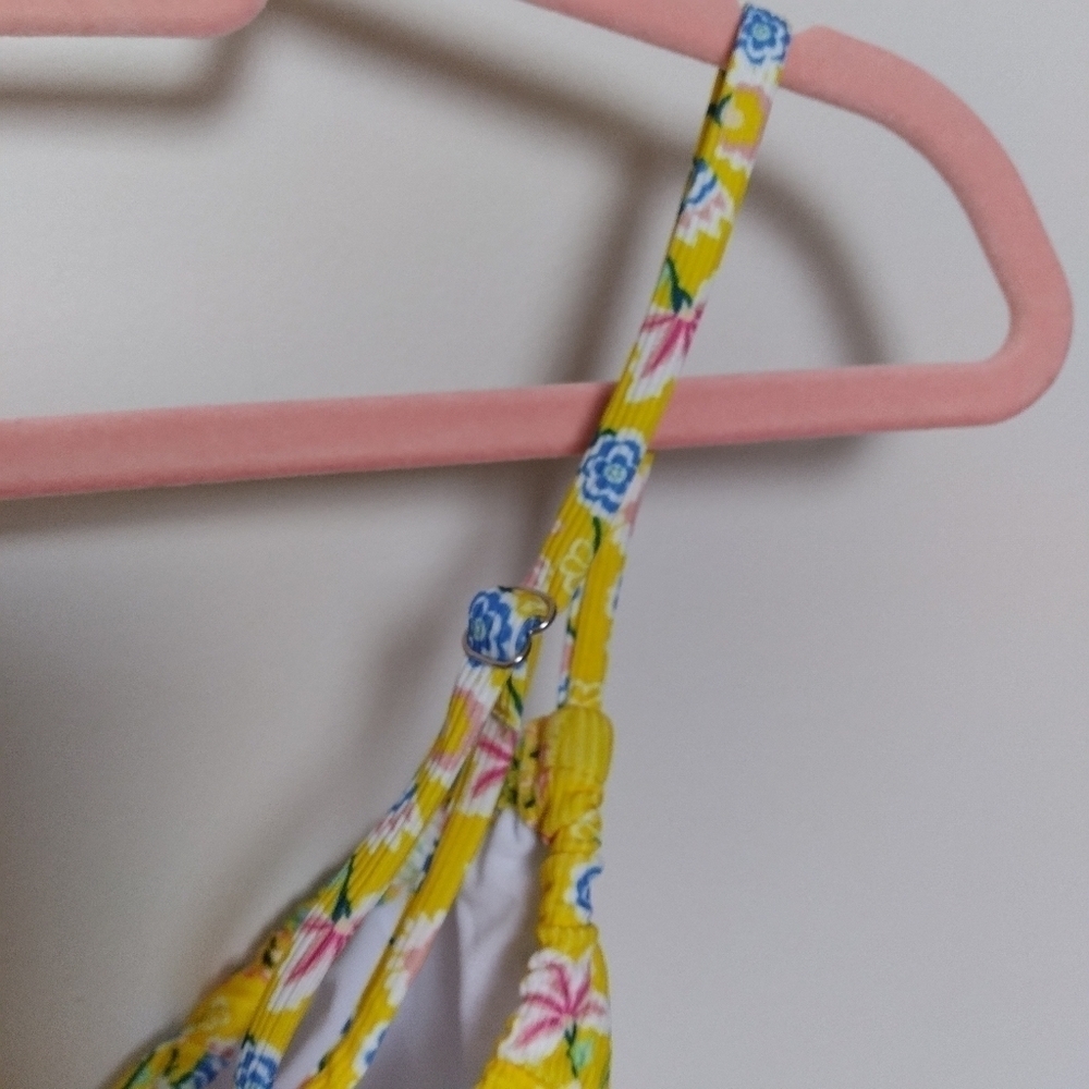 Shein Yellow Floral and Paisley Print String Bikini Top Size Medium - Picture 6 of 6